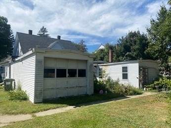 7 Pleasant Street