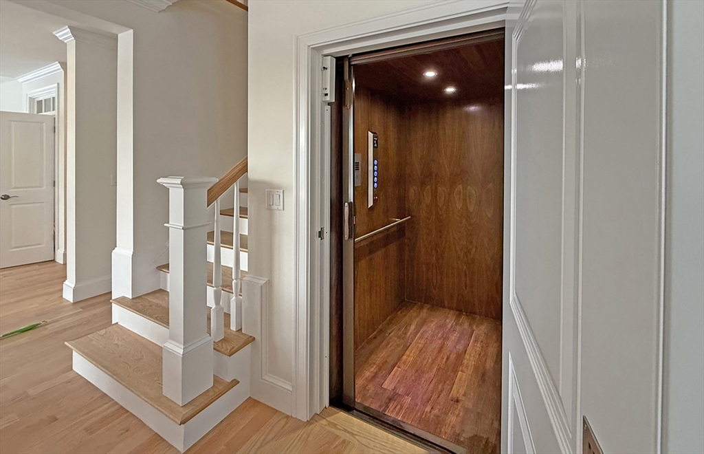 13 Clubview Dr 13