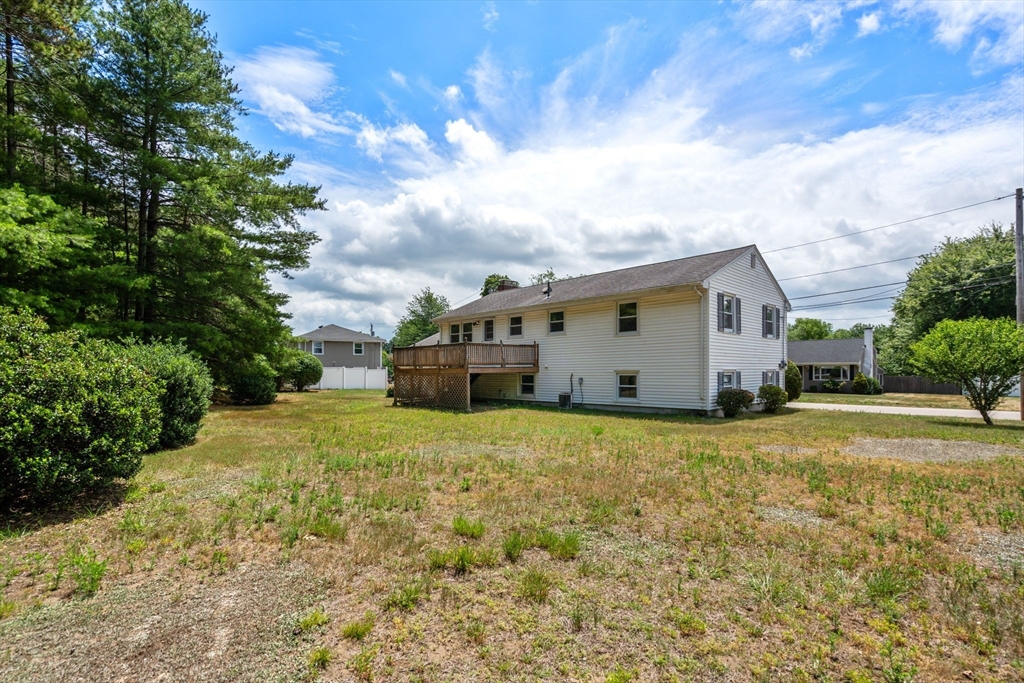 43 Bradford Rd
