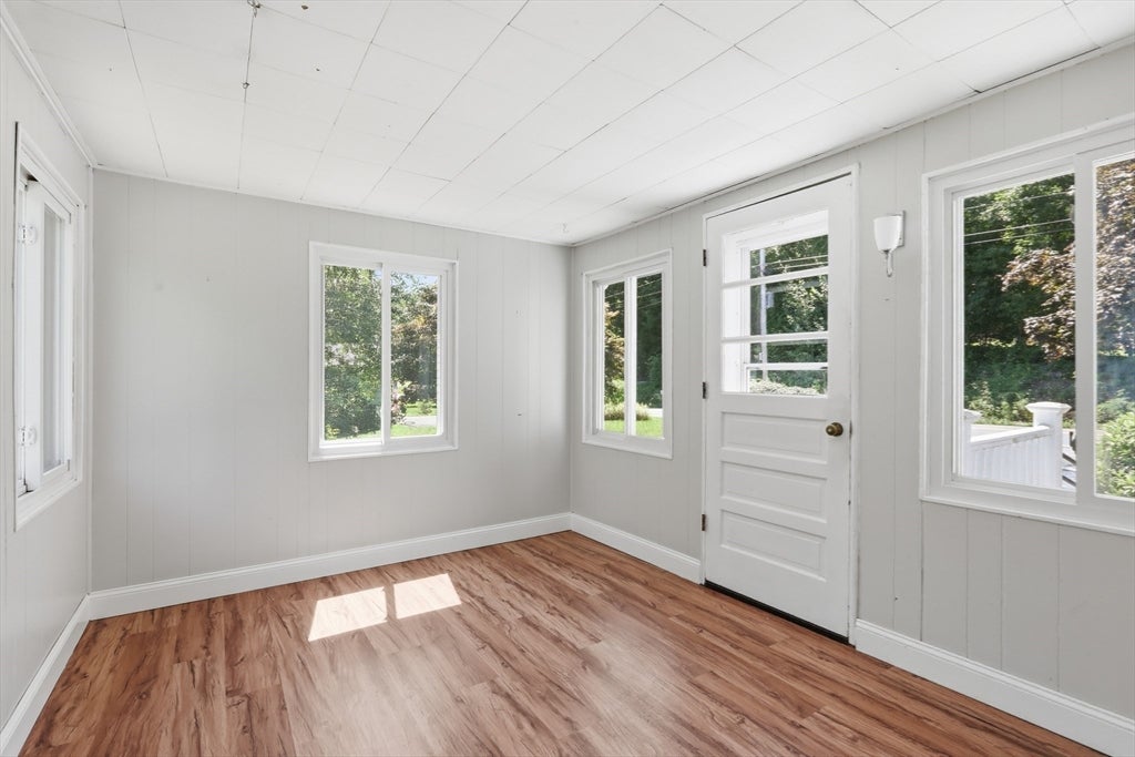 132 Haverhill Road, Salem, NH Photo #18