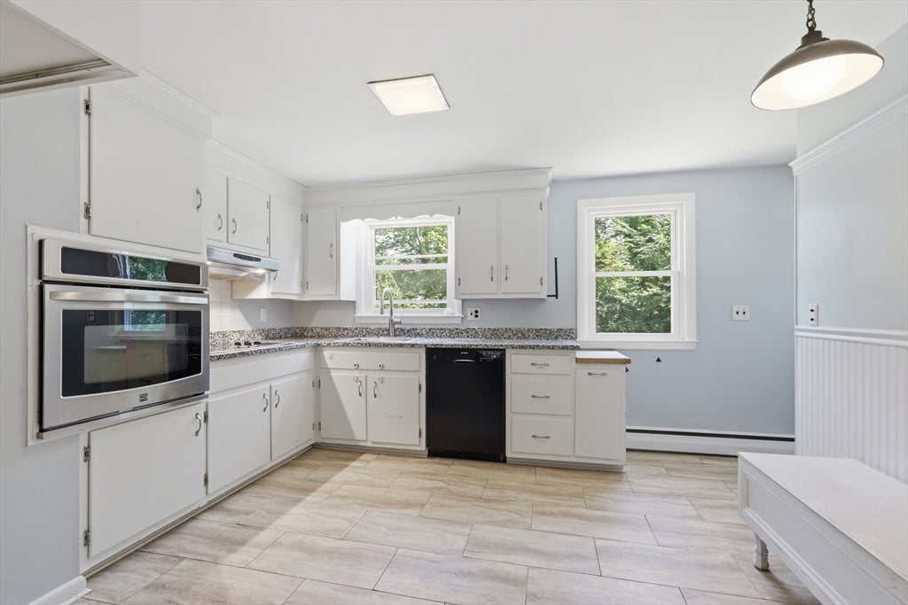 132 Haverhill Road, Salem, NH Photo #7