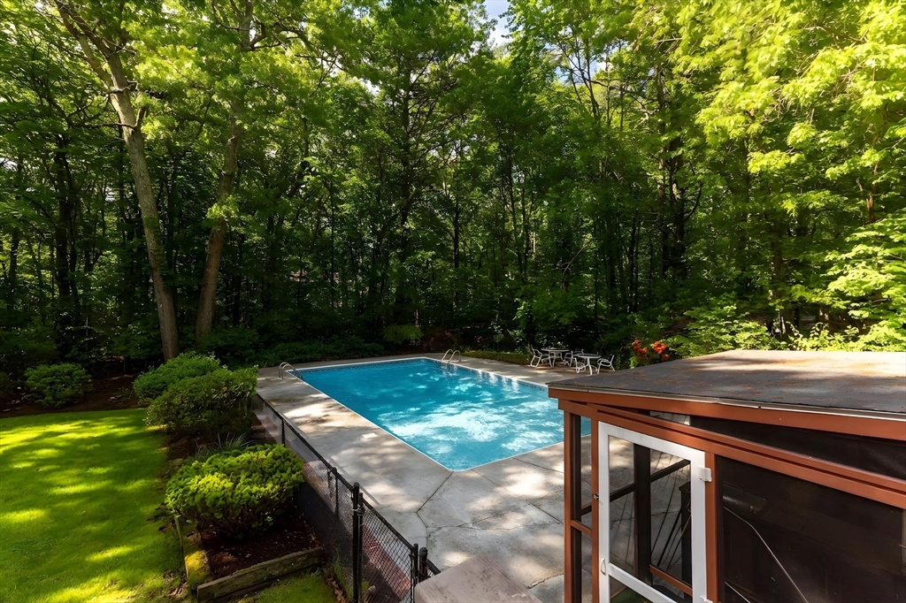 28 Baltic Ave
