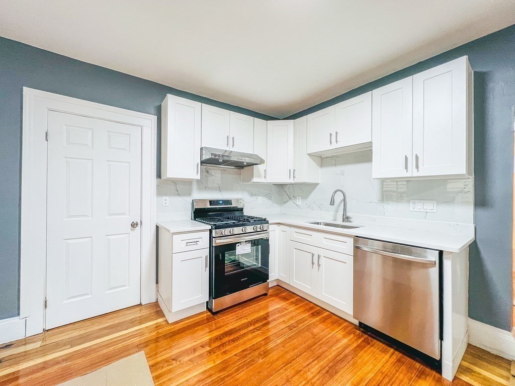 14 Watson St 1