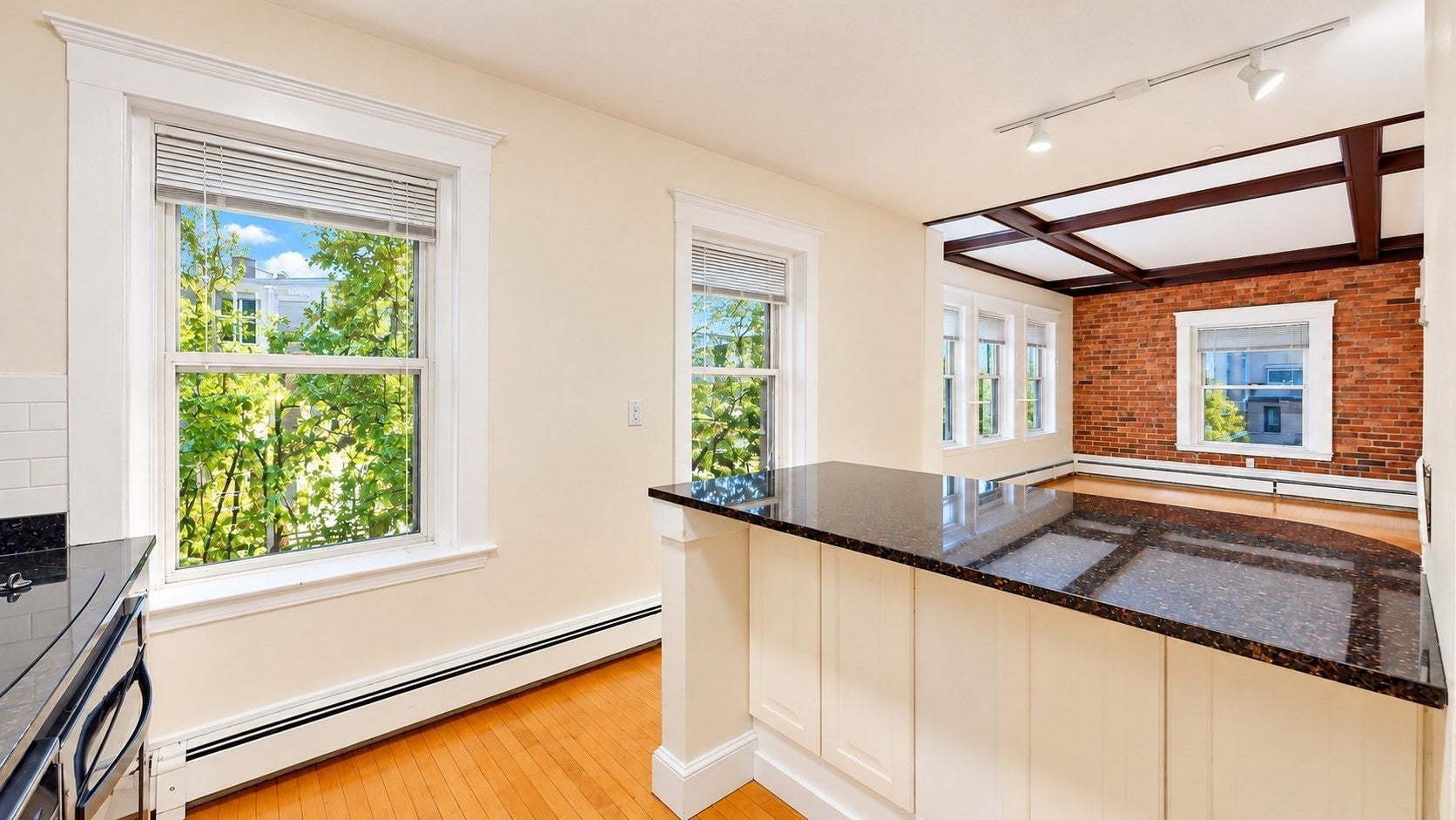 19 South St #11, Boston, MA Photo #7