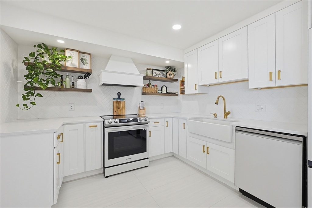 510 Revere Beach Blvd #201, Revere, MA Photo #7