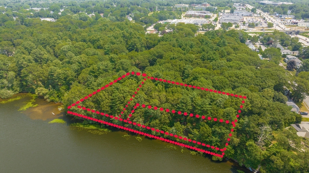 41 Lakeshore Rd