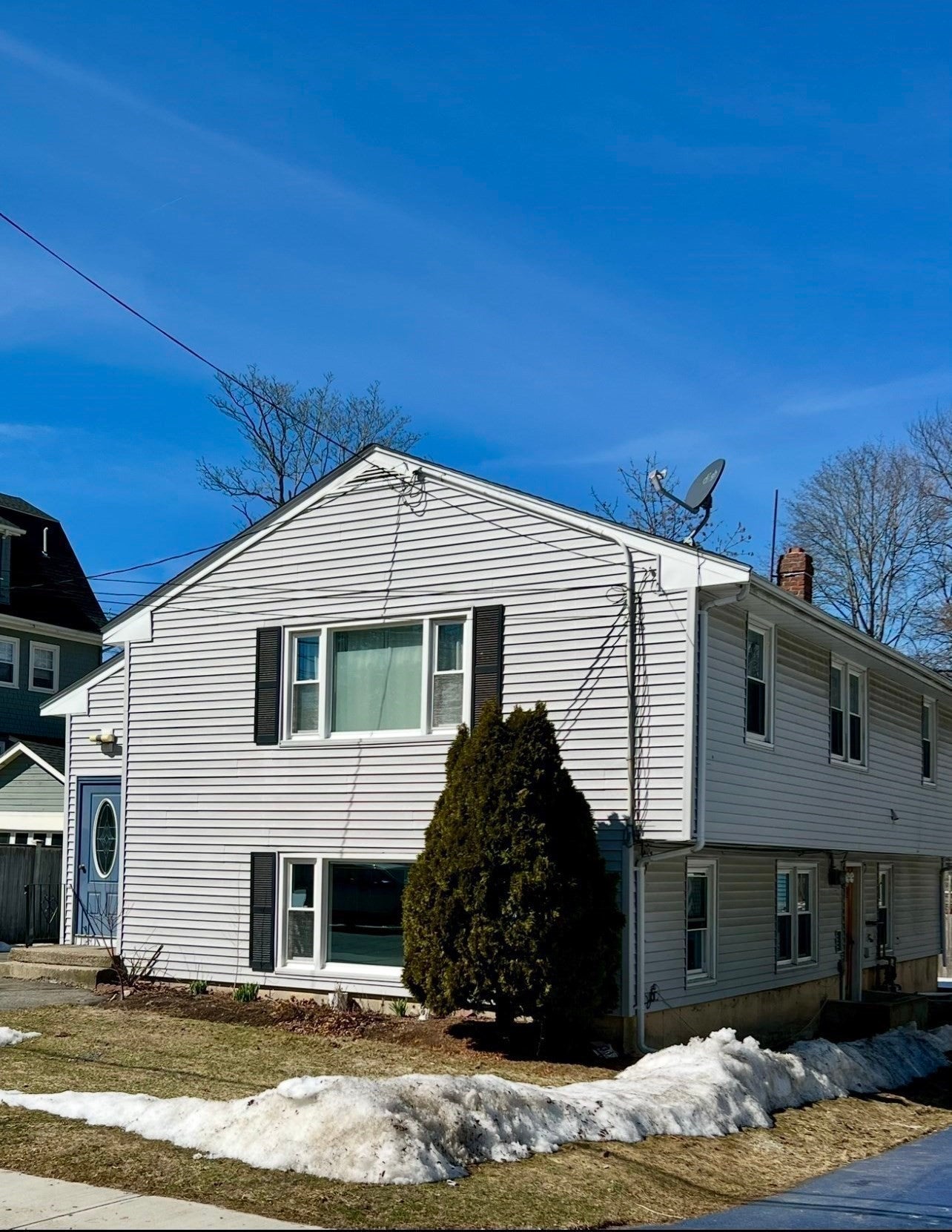 10 Edgemere Rd