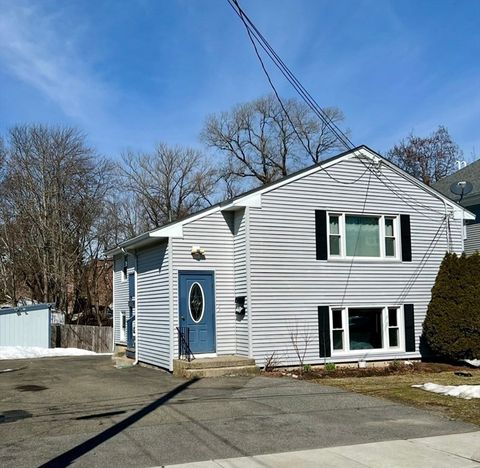 Photo of 10 Edgemere Rd, Quincy, MA 02169 (MLS # 73493252)