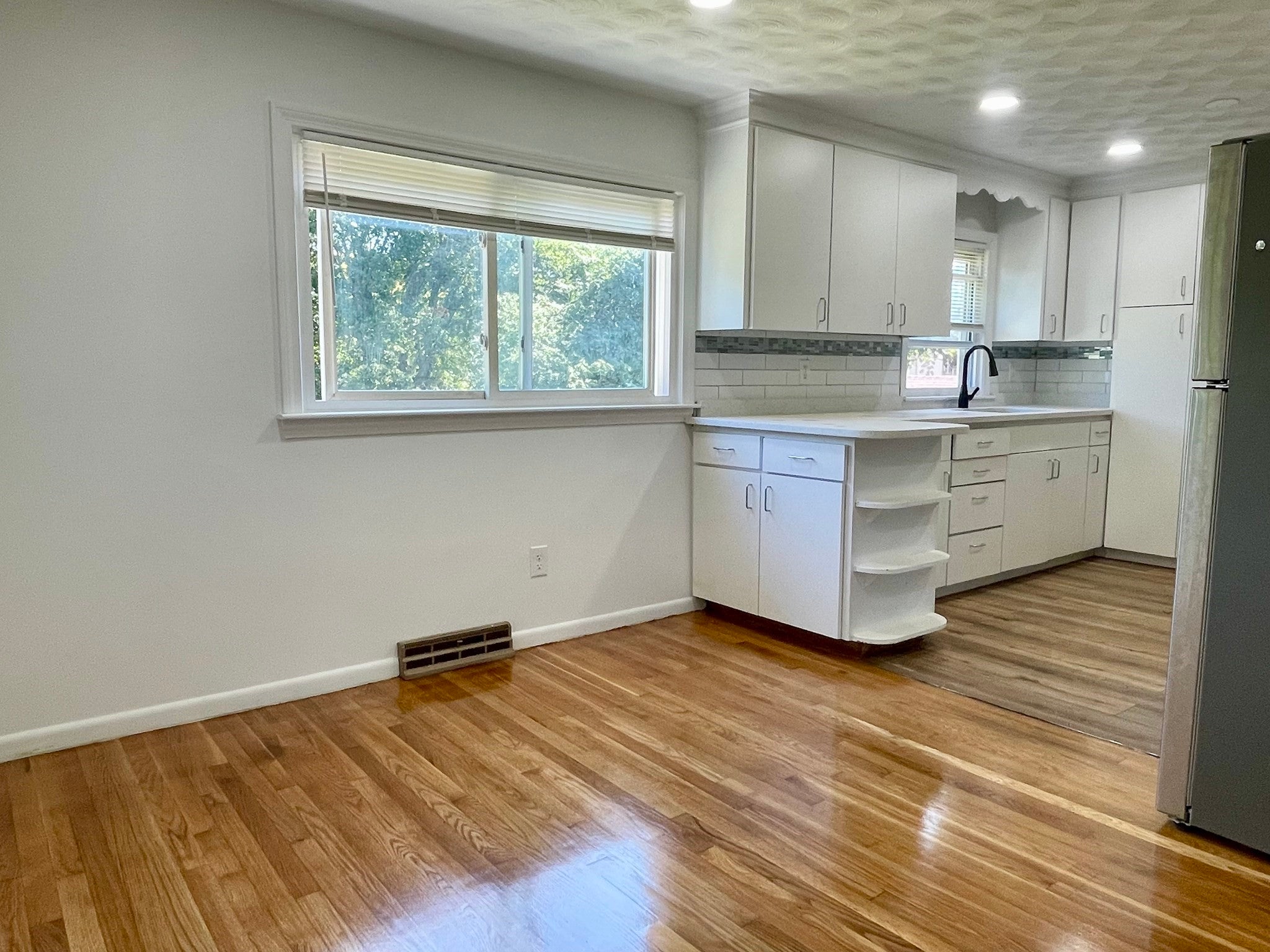 3-B Tufts Ln #B, Billerica, MA Photo #5