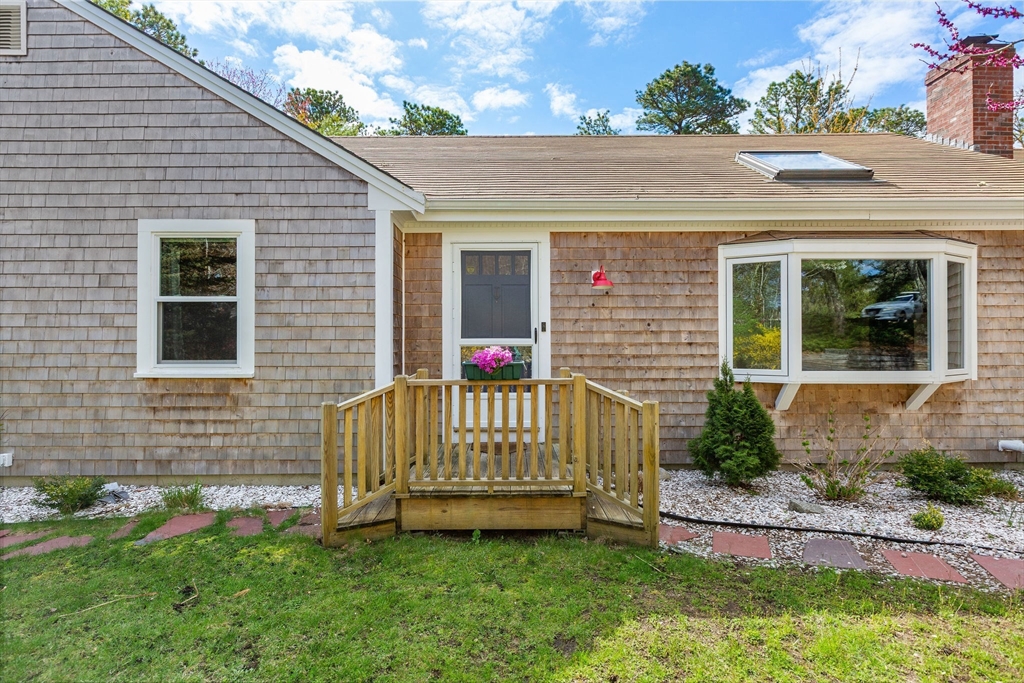 1197 Orleans Rd