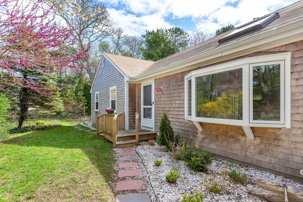 1197 Orleans Rd