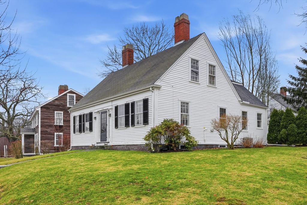 Photo of 190 South Street #A, Hingham, MA 02043 (MLS # 73503240)