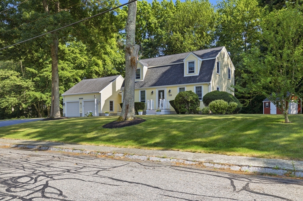 10 Wynnwood Cir