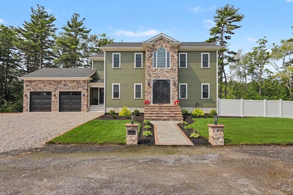 Photo of 19 Katherine St, Acushnet, MA