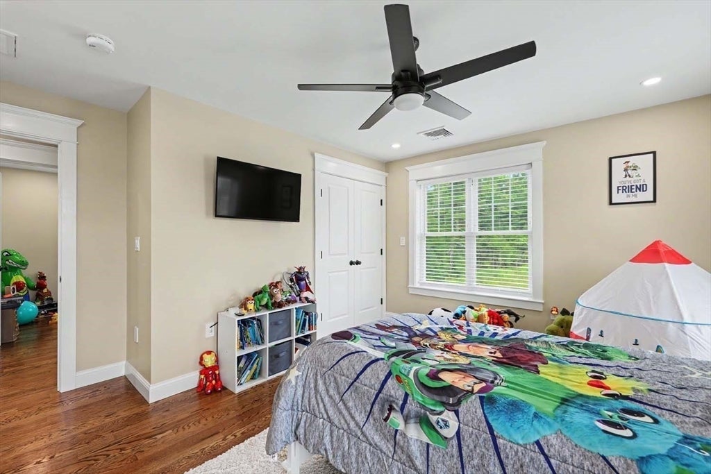 19 Katherine St, Acushnet, MA Photo #29