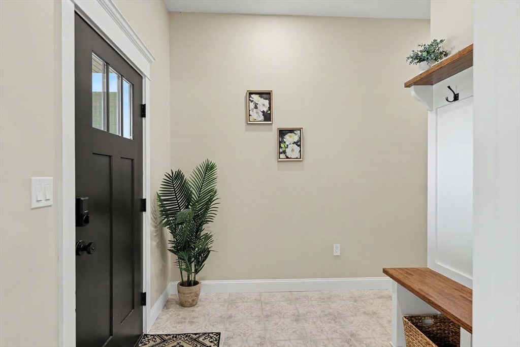 19 Katherine St, Acushnet, MA Photo #14