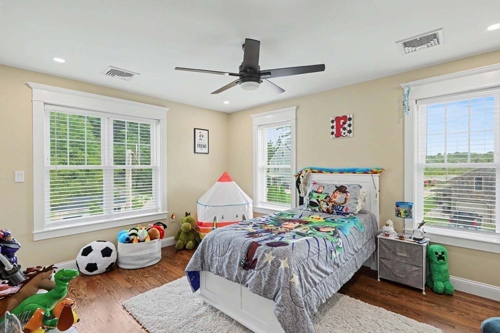19 Katherine St, Acushnet, MA Photo #28