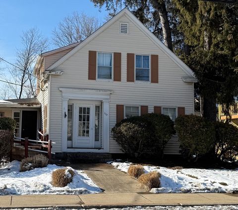 257-259 Main St Ashland MA 01721