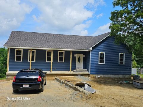 88 Stafford Holland Rd Wales MA 01081