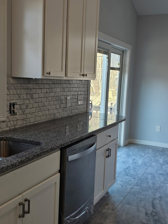 88 Stafford Holland Rd