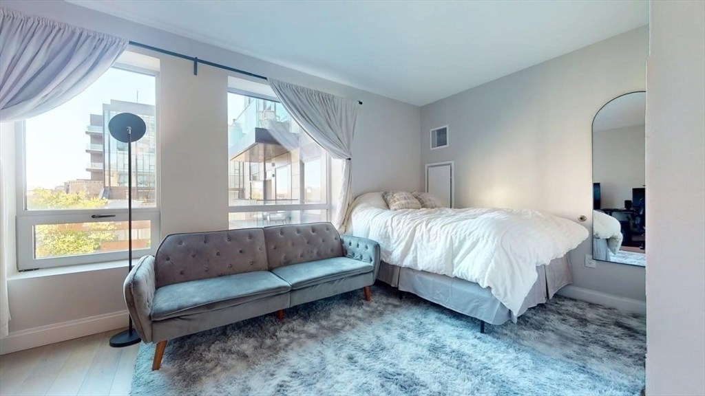 100 Shawmut Ave #413, Boston, MA Photo #4