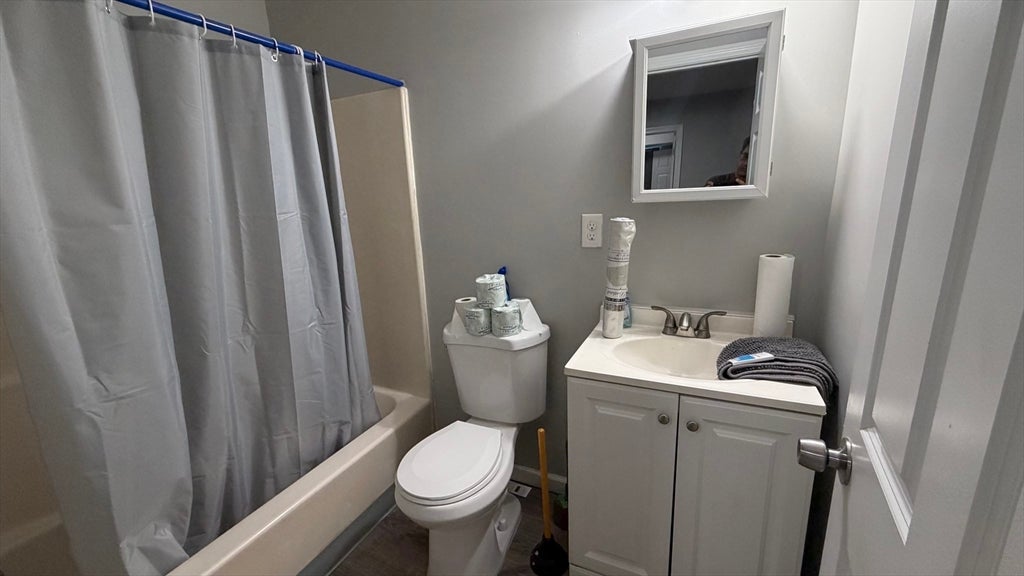 174 Locust St, Springfield, MA, 174 Locust St, Springfield, MA Photo #21