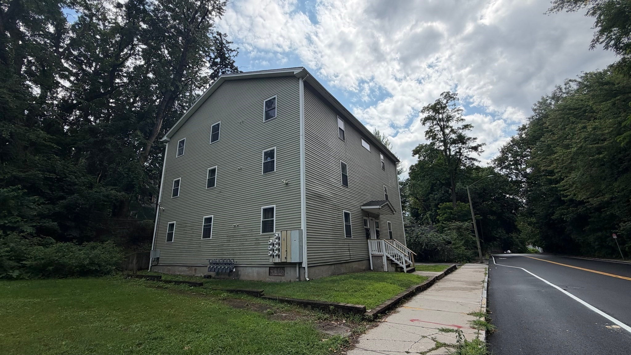 174 Locust St