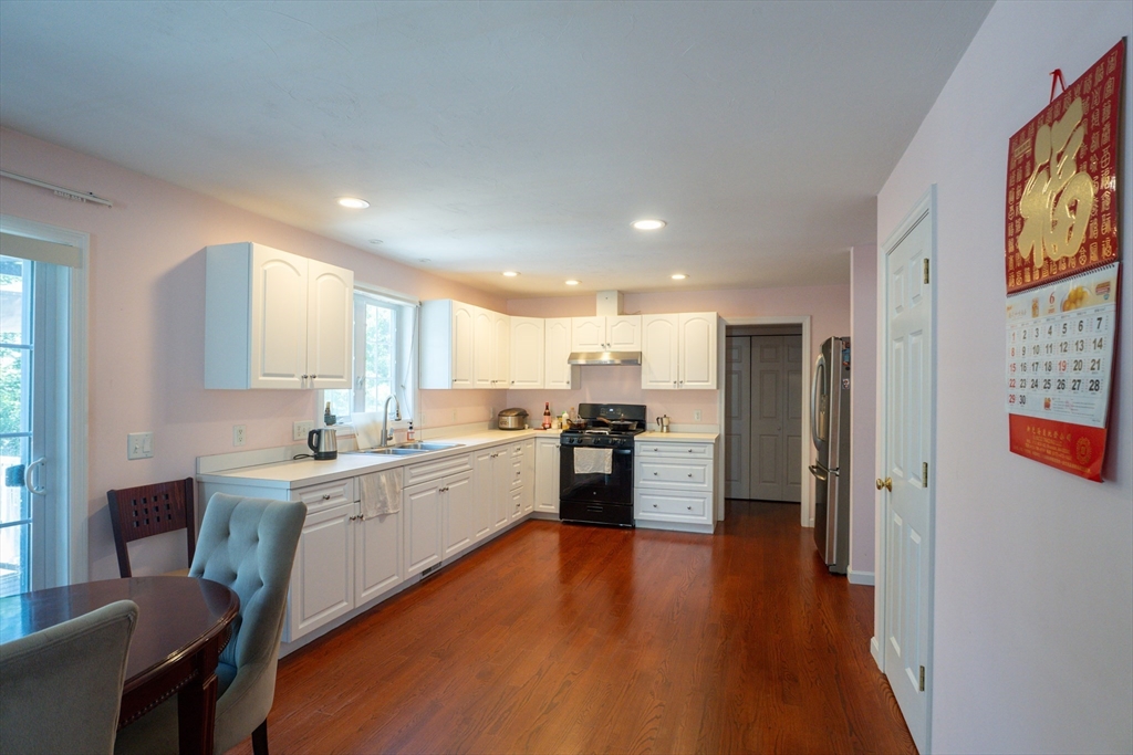 30 Briarcliff Dr