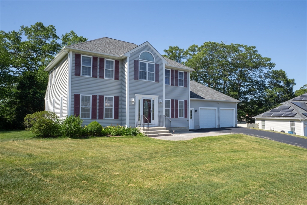 30 Briarcliff Dr