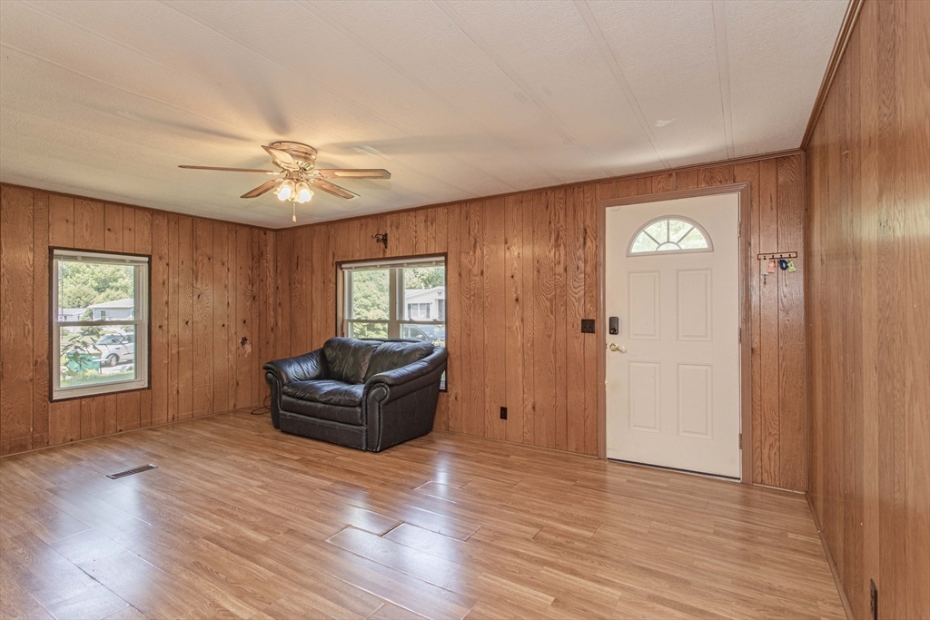 39 Friendship Drive