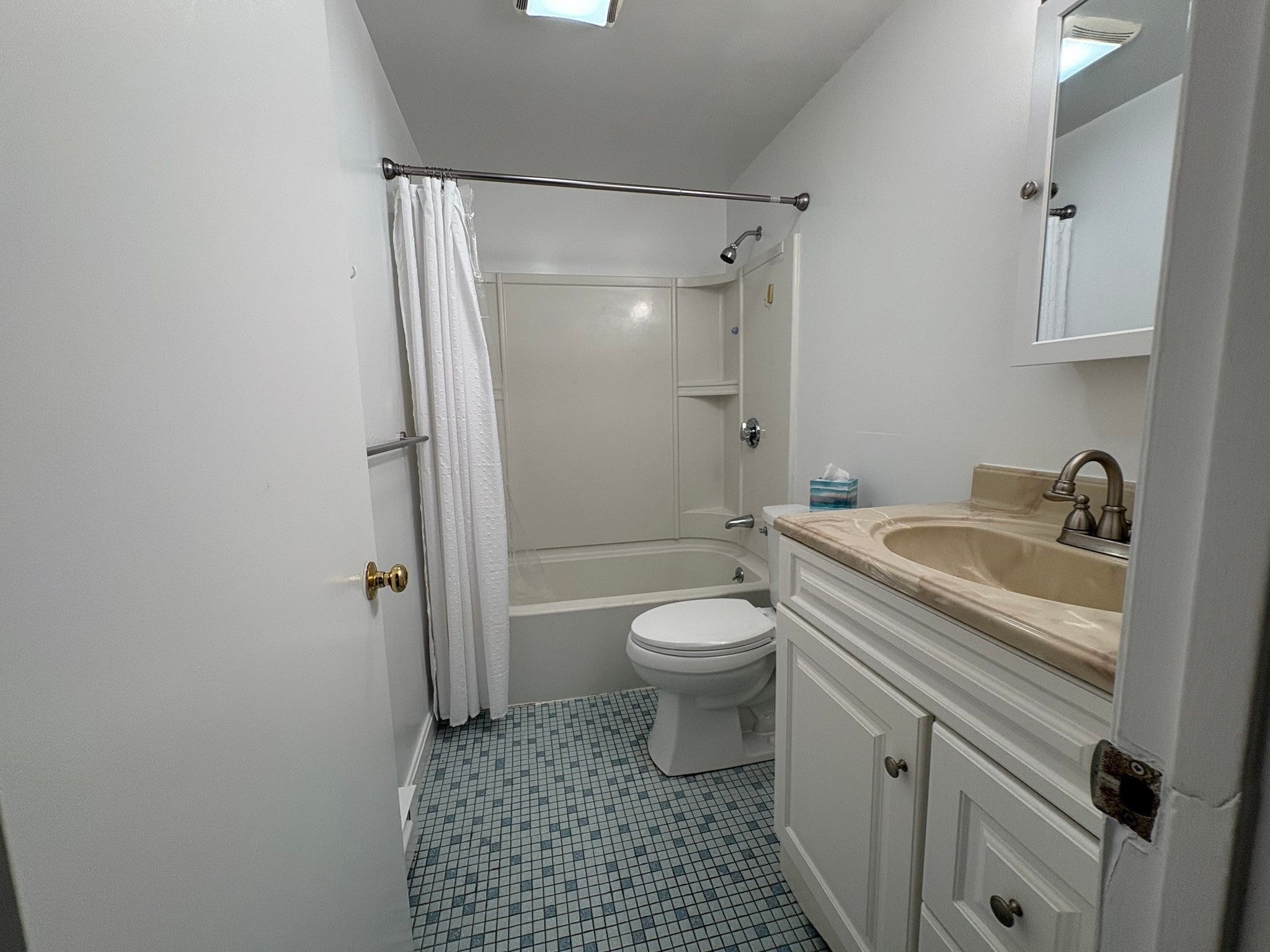 39 Berlin St #301, Clinton, MA, 39 Berlin St #301, Clinton, MA Photo #12