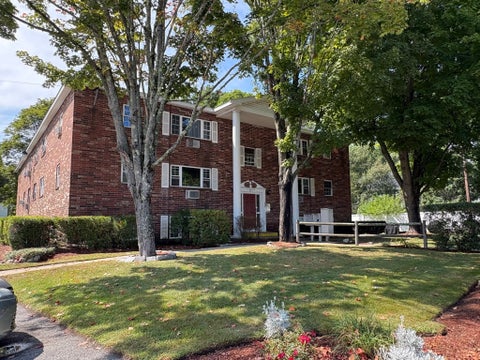 Photo of 39 Berlin St #301, Clinton, MA 01510 (MLS # 73572004)