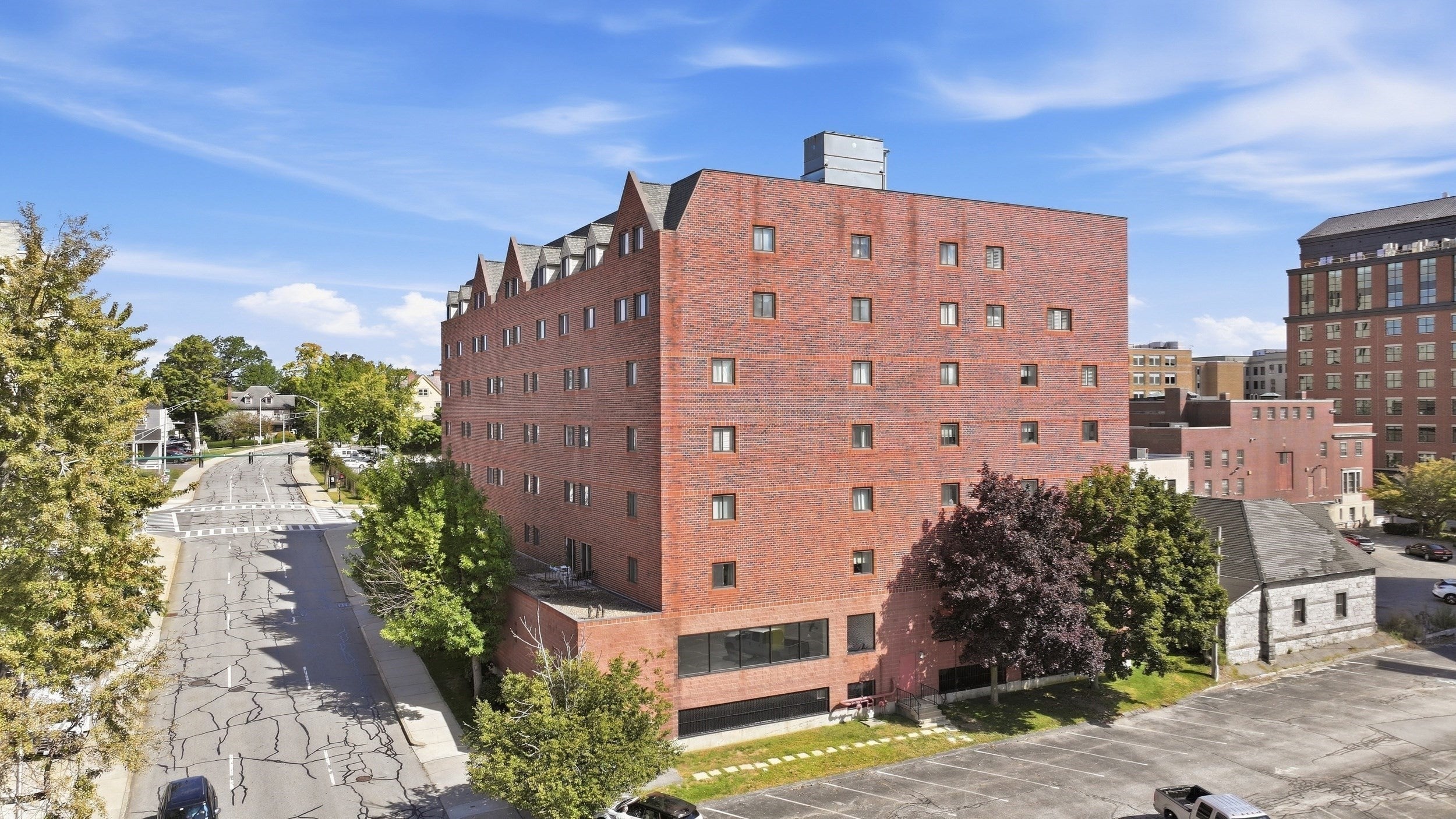 44 Elm Street 109