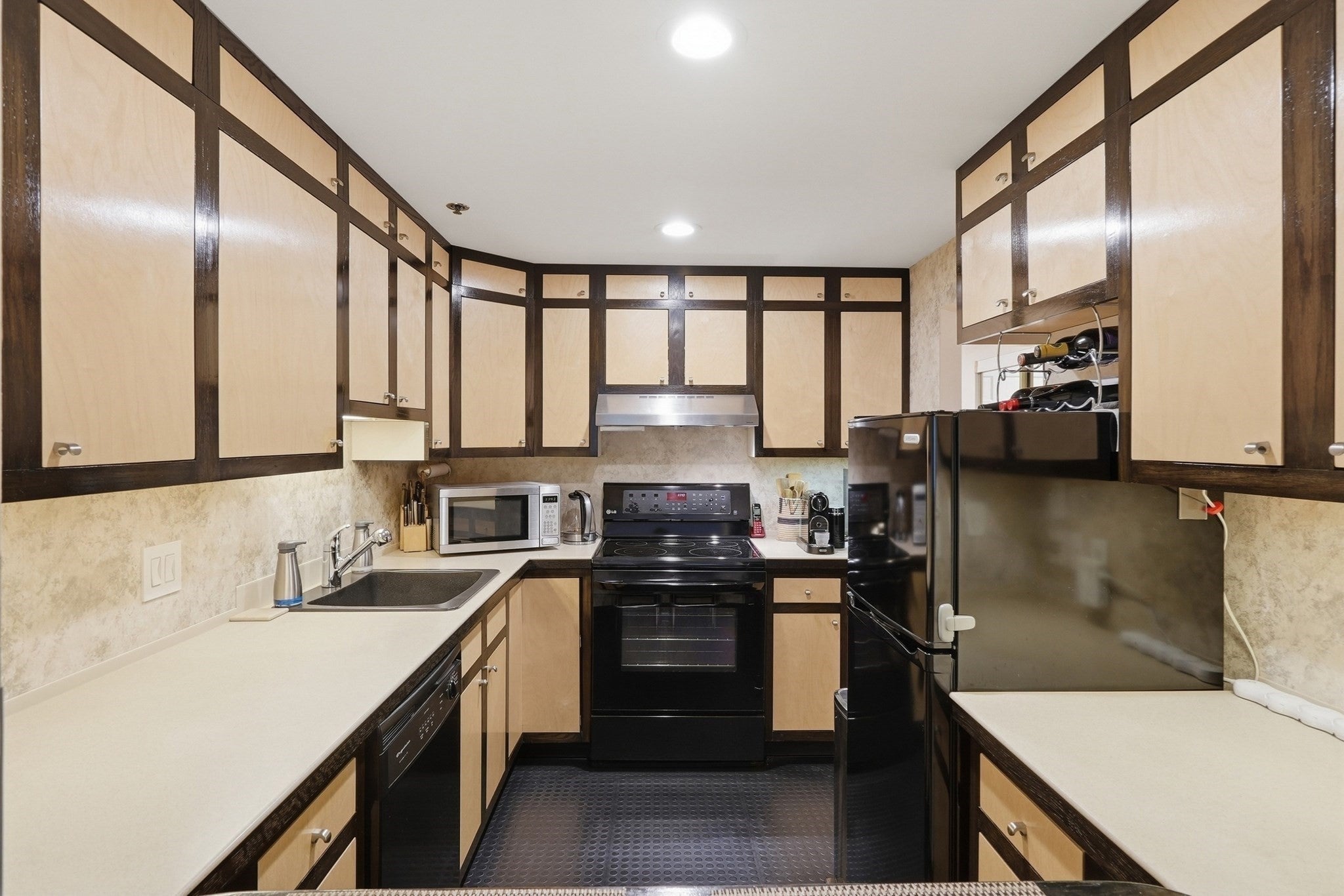 44 Elm Street #109, Worcester, MA, 44 Elm Street #109, Worcester, MA Photo #13