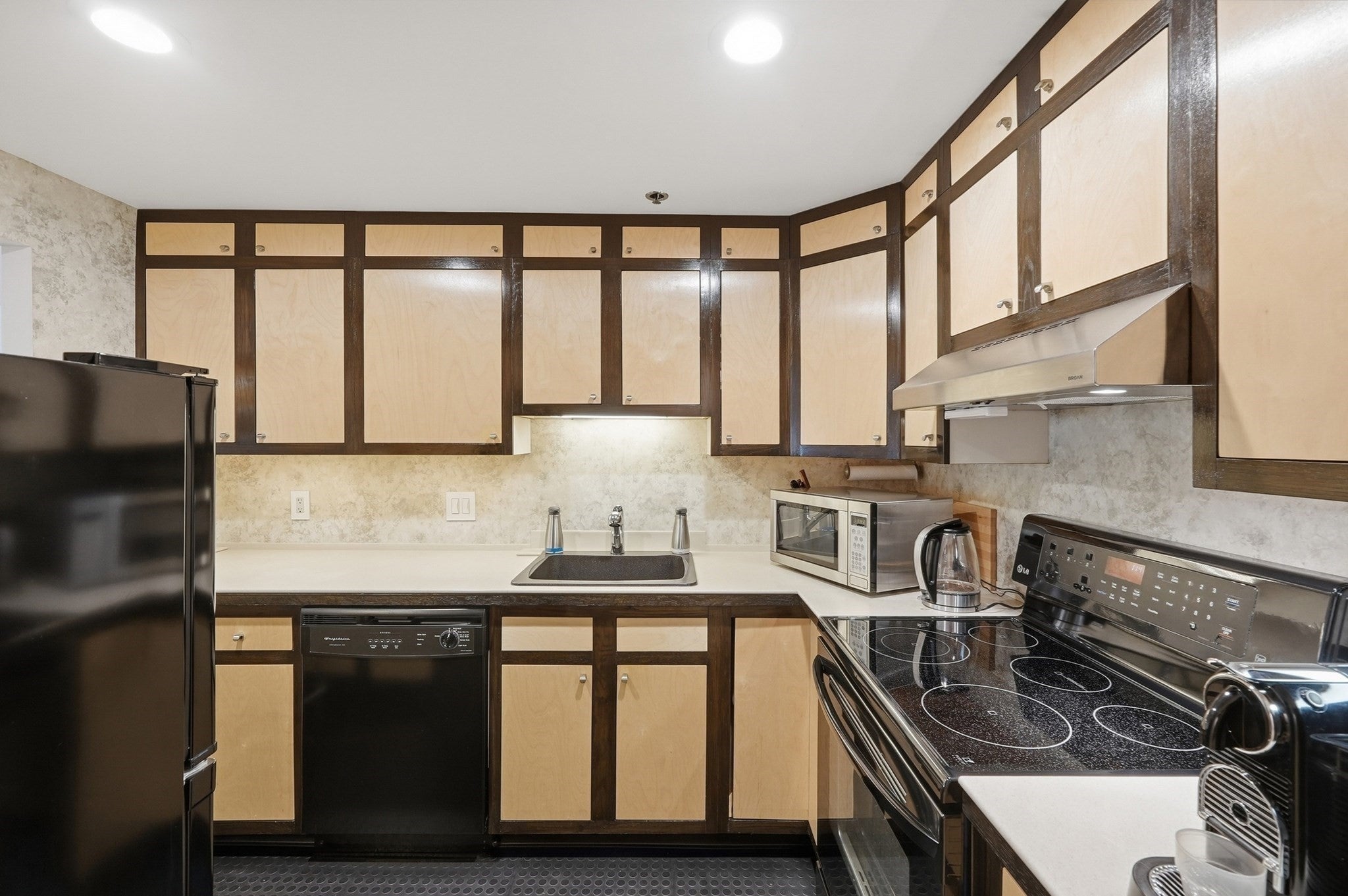44 Elm Street #109, Worcester, MA, 44 Elm Street #109, Worcester, MA Photo #14