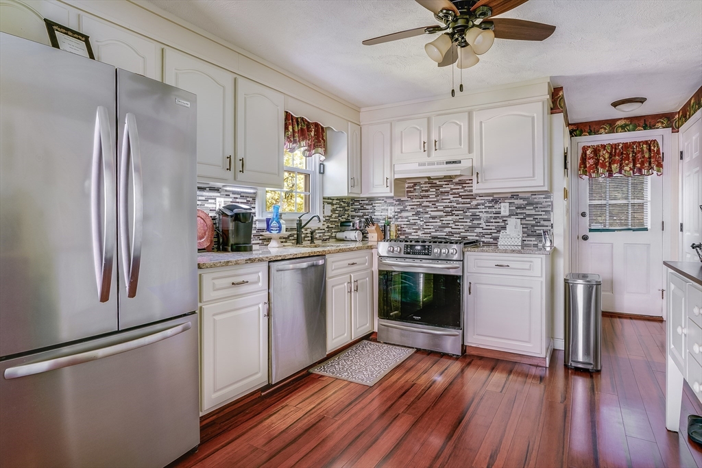 54 Maplewood Ave