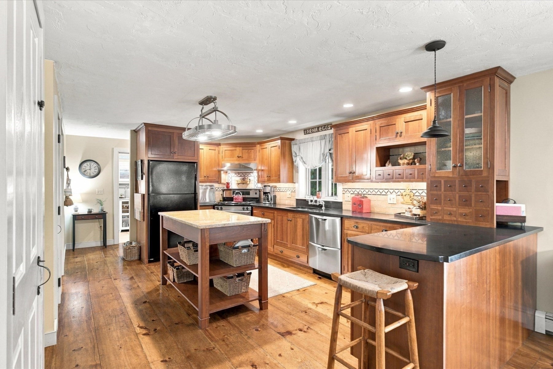 7 Stony Brook Rd, Kingston, MA Photo #7