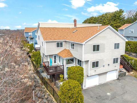 13 Brittania Cir 13 Salem MA 01970