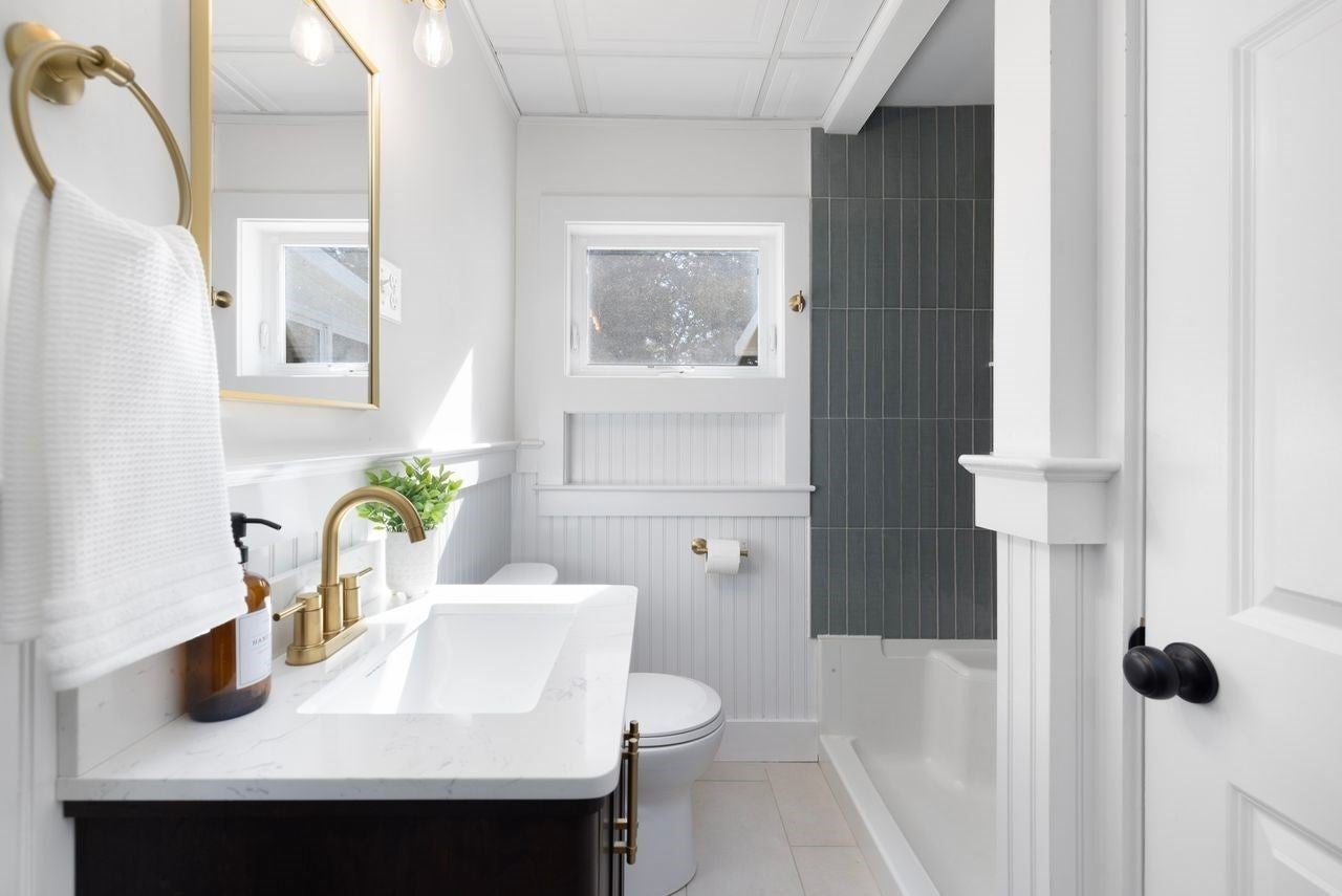 111 Durfee RD, Tiverton, RI, 111 Durfee RD, Tiverton, RI Photo #14