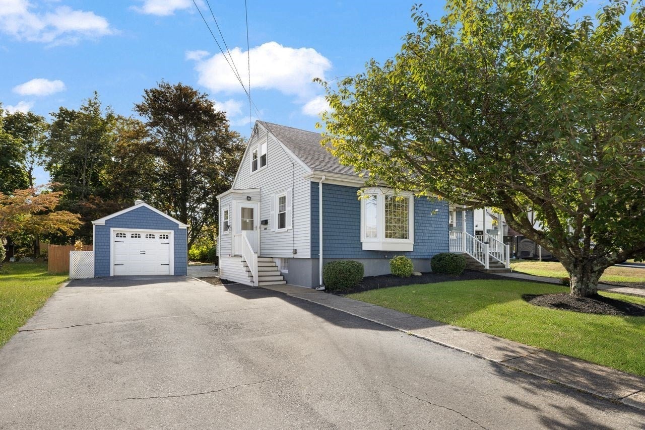 111 Durfee RD, Tiverton, RI, 111 Durfee RD, Tiverton, RI Photo #1