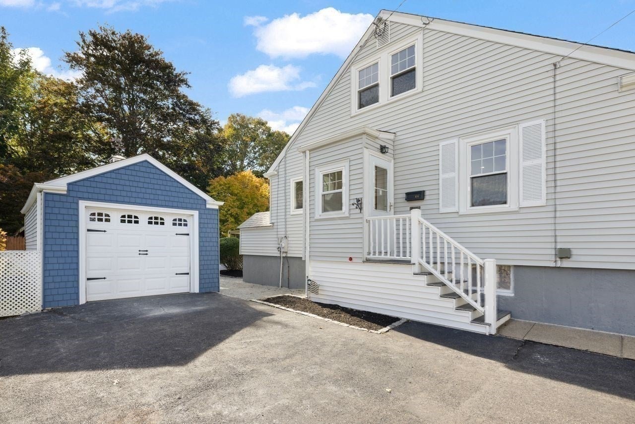 111 Durfee RD, Tiverton, RI, 111 Durfee RD, Tiverton, RI Photo #41