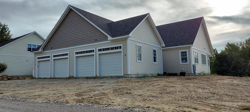 5 Victoria Drive 33
