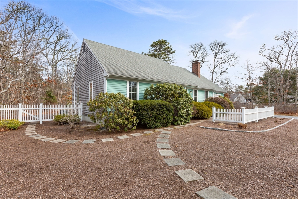 62 Continental Dr