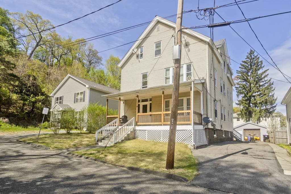 4 Columbia St