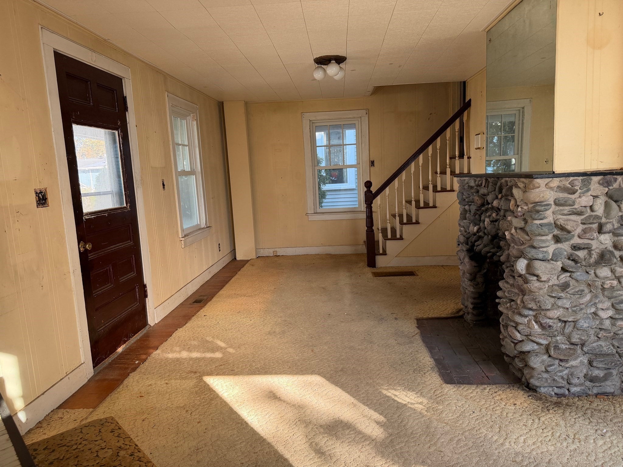44 Central Ave