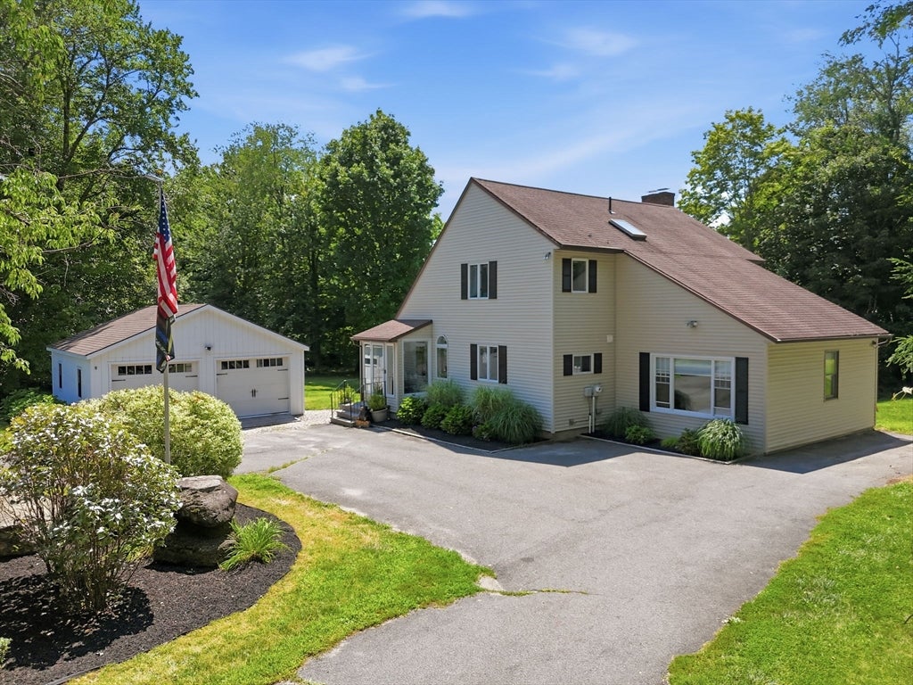 11 Pineridge Rd, Montgomery, MA, 11 Pineridge Rd, Montgomery, MA Photo #1