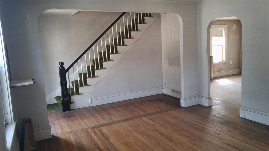 61 Nahant St