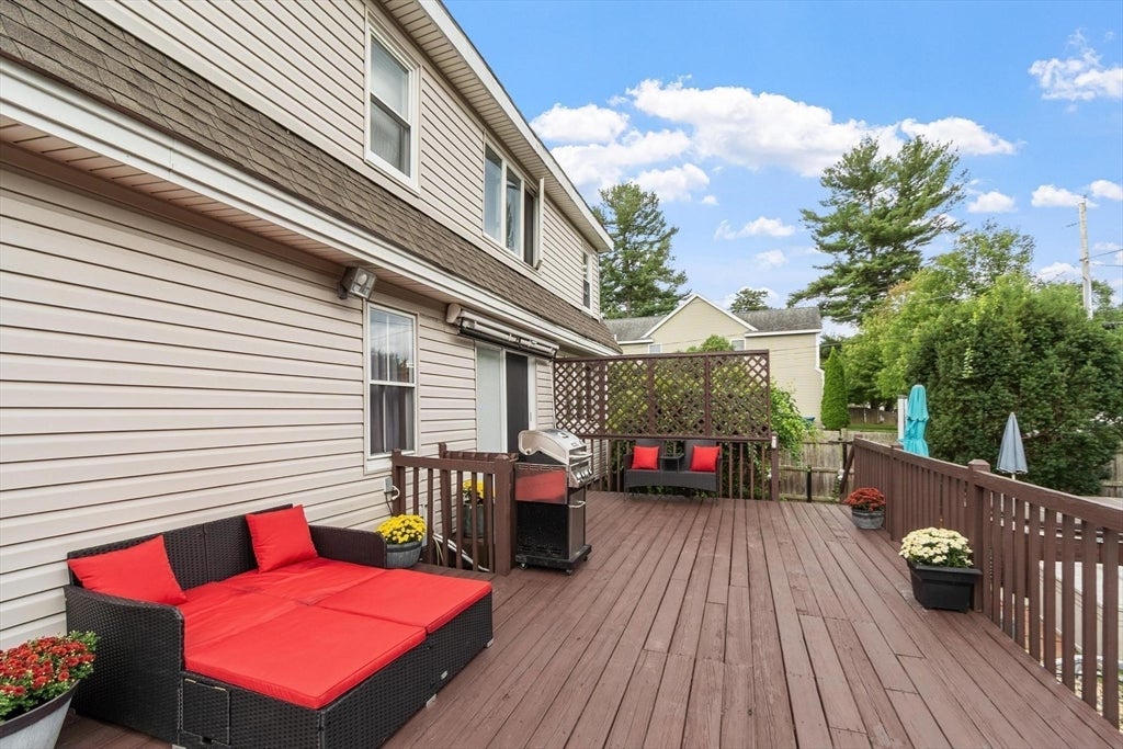 75 Maple Road
