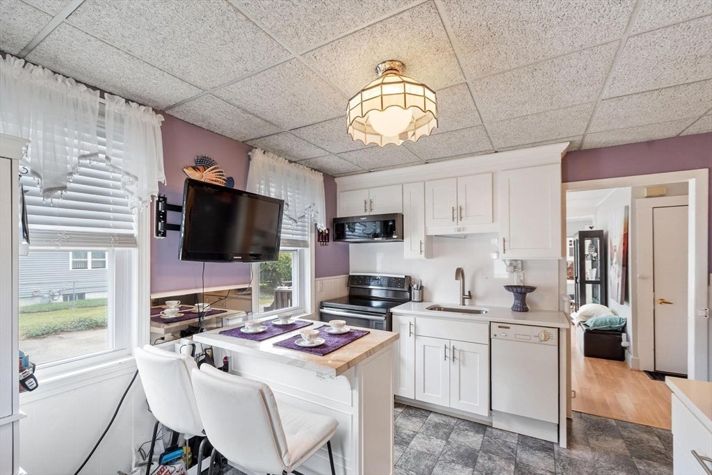 75 Maple Road, Tewksbury, MA Photo #1
