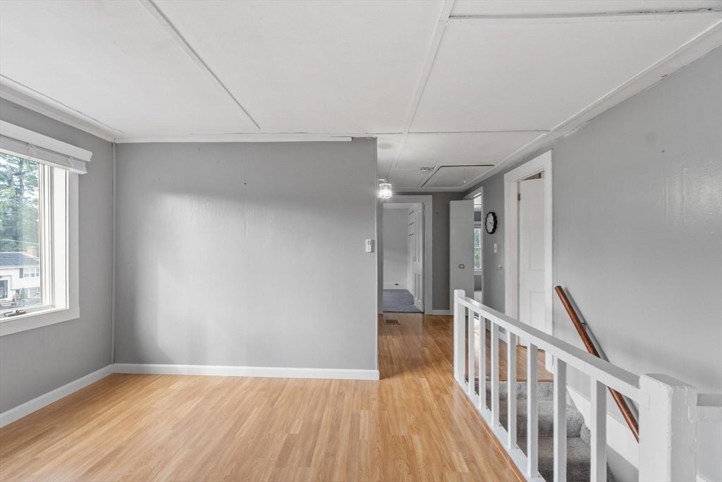 75 Maple Road, Tewksbury, MA Photo #18